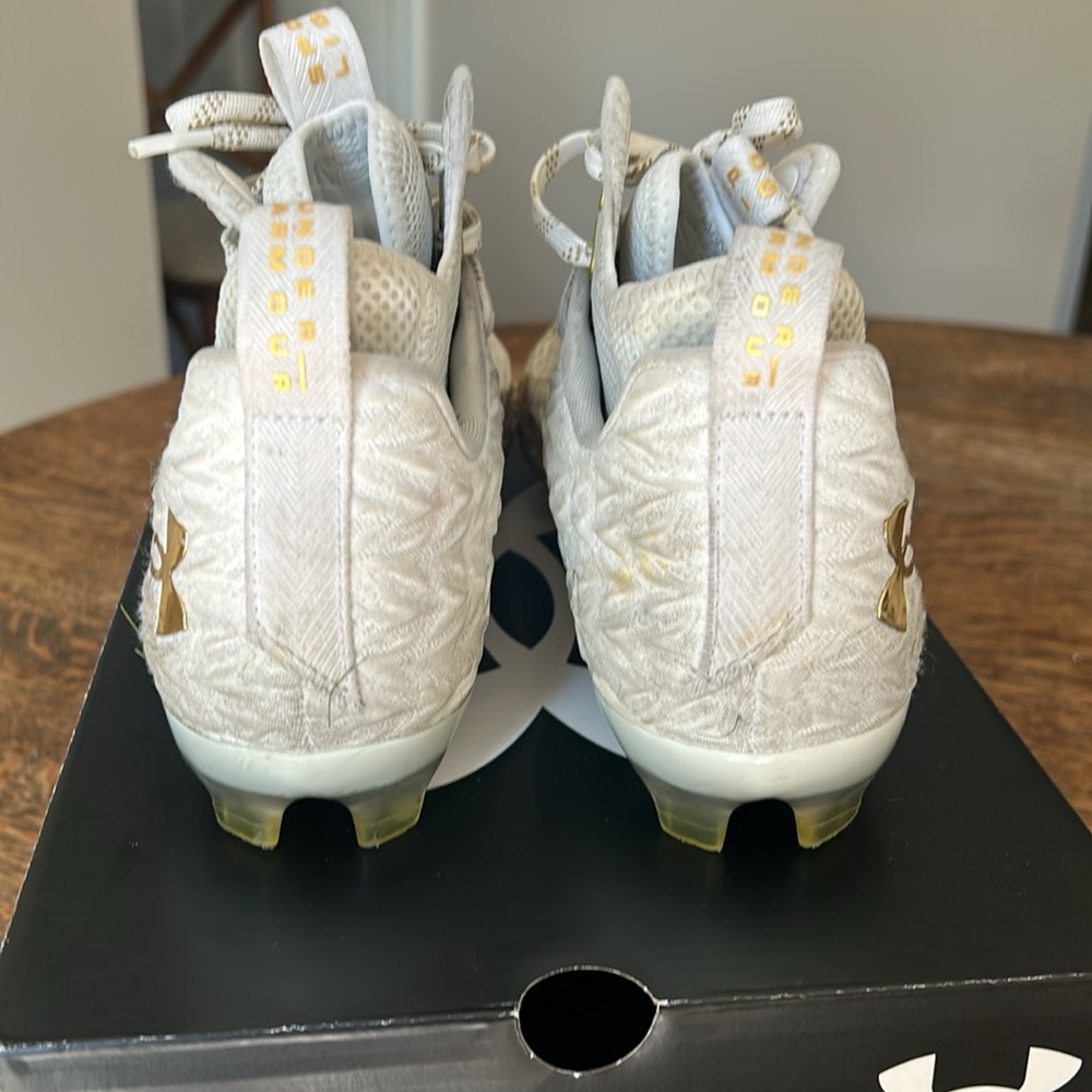 Under Armour football cleats. Used size men’s 9 - Picture 3 of 8